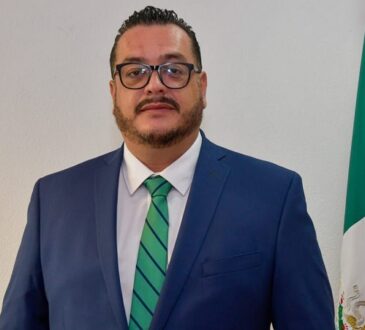 Nombra titular de SEGE a Alfonso Espinosa Palazuelos, como Director General del Cobach