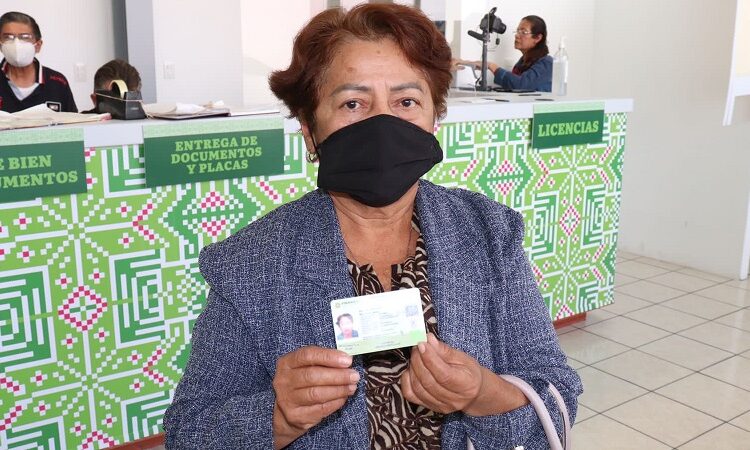 Oficinas recaudadoras amplían sus horarios para entrega de licencias gratuitas