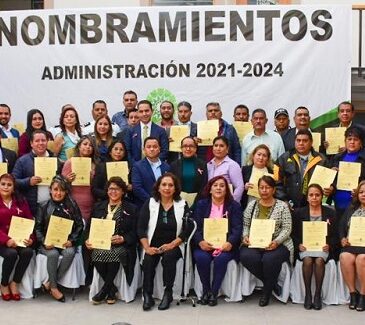 Alcaldesa Leonor Noyola presenta gabinete legal y ampliado