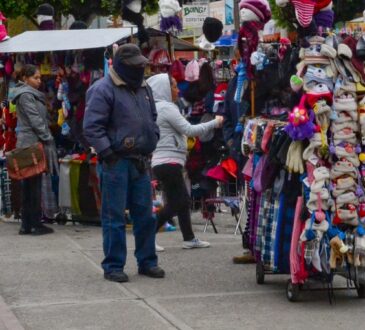 La Dirección de Comercio de Soledad atiende las solicitudes de comerciantes de temporada