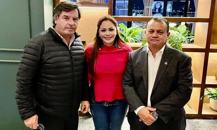Alcaldesa de Villa de Reyes estrecha lazos con Coparmex.