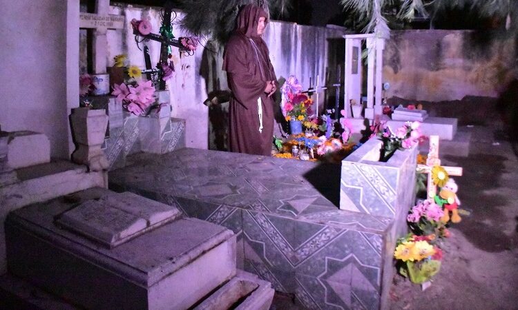 Soledad de Graciano Sánchez invita a recorrido nocturno en cementerio