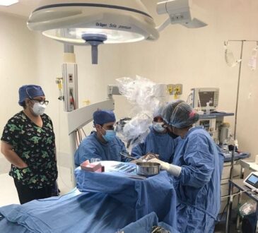 Hospital del Niño y la Mujer reactiva intervenciones para implante coclear