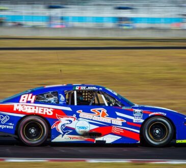 Víctor Barrales Jr., cerró con par de top-10 la temporada 2021 de NASCAR México