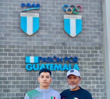 “Parrilla lidera su grupo en el Mundial de Racquetbol”