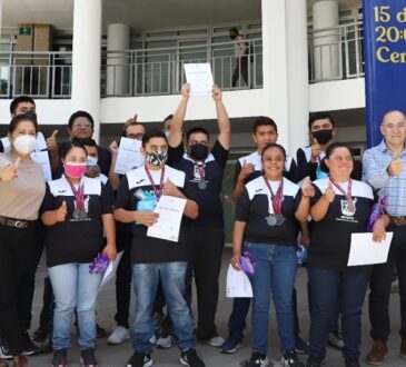  Ayuntamiento entrega reconocimientos a medallistas potosinos de los Juegos para Atletas con Discapacidad Intelectual