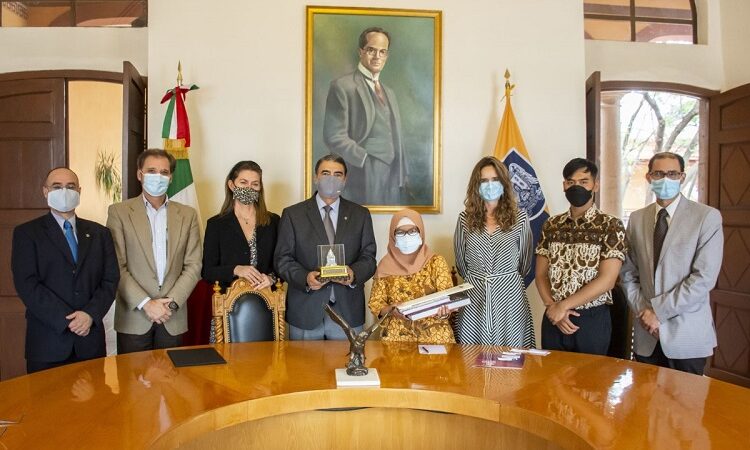 Representantes de la embajada de Indonesia visitan la UASLP