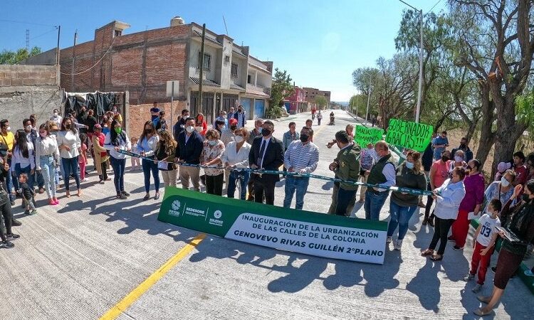 Alcaldesa y Gobierno del Estado inauguran obras de urbanización de diferentes calles de la colonia Rivas Guillen