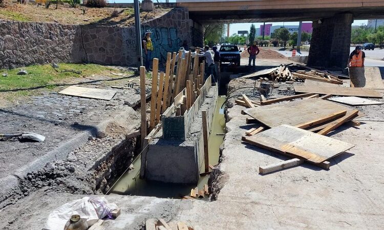 Resuelve gobierno escurrimiento freático en Río Santiago