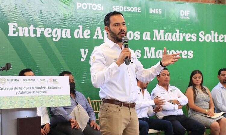 Becas económicas se extienden a zonas Centro y Altiplano del estado