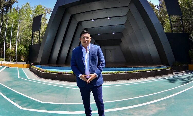 Gobernador supervisa Teatro de la Ciudad para su reestreno