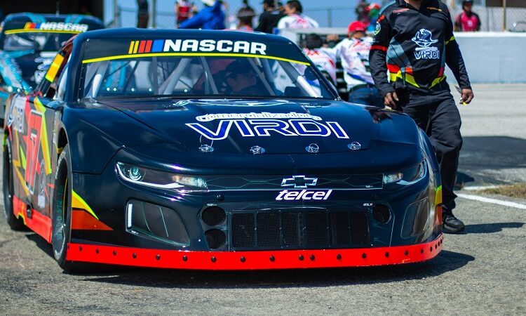 Dimayuga busca recuperarse en el Gran Premio Nus-Káh de NASCAR México en Querétaro