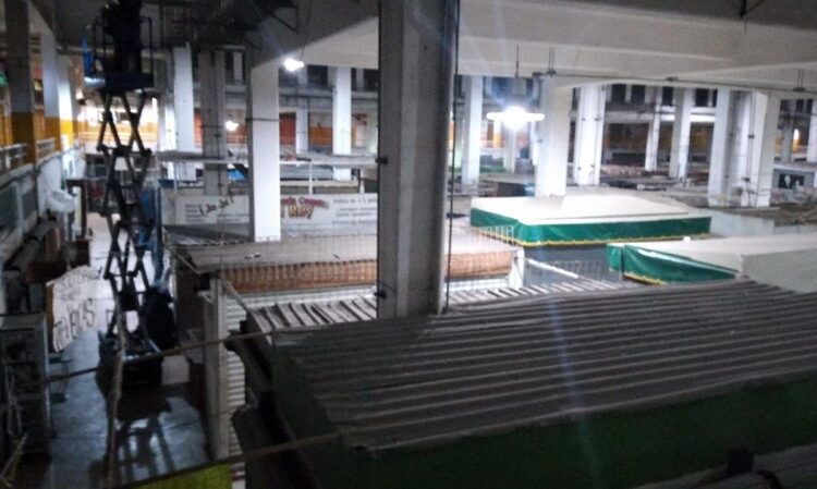 El Gobierno de la Capital iluminó el Mercado Hidalgo con la más alta tecnología