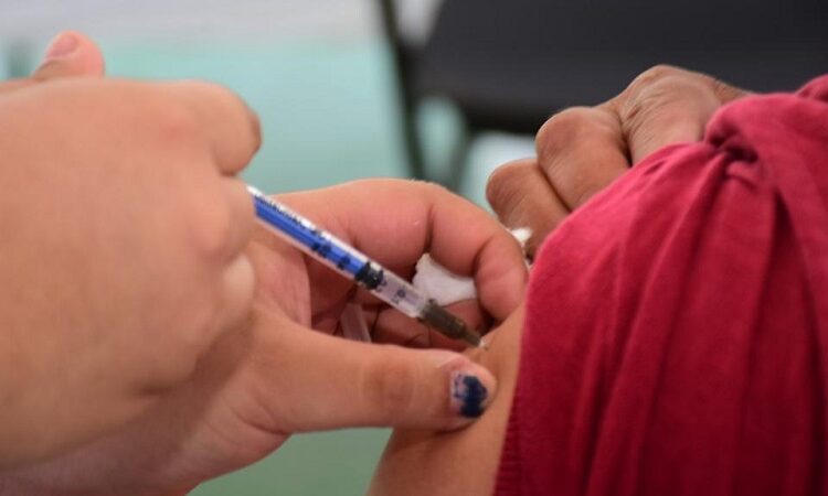 Ayuntamiento de Soledad acerca servicios de salud en programa Verde Ciudadano