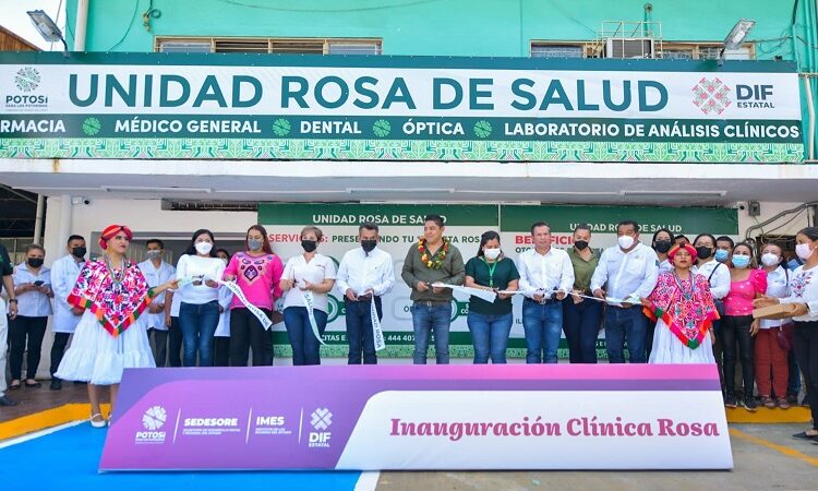 Gobernador pone en marcha cuarta Clínica Rosa; ahora, en Tamazunchale