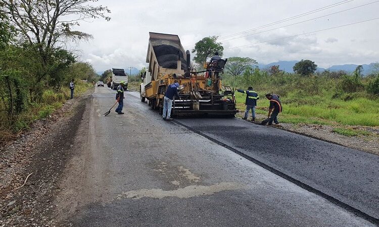 Listas, carreteras Coxcatlán y Tamazunchale en la Huasteca