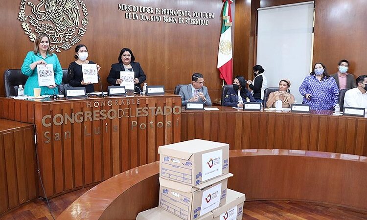 El Congreso del Estado recibió el informe de resultados de la Consulta a Pueblos y Comunidades Indígenas y Afrodescedientes