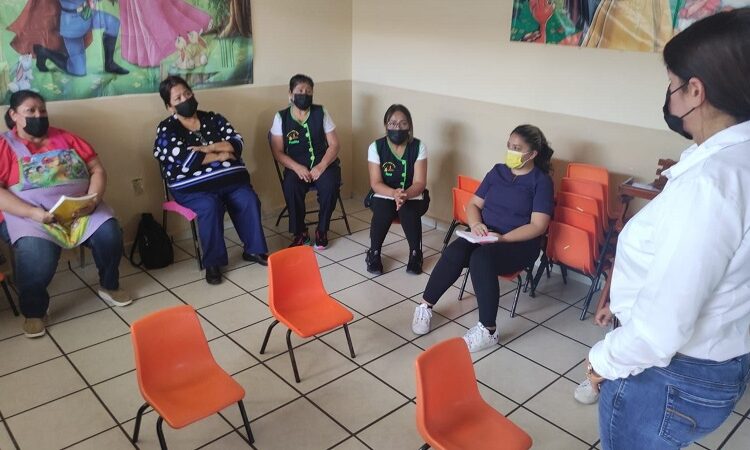 Personal de centros de atención infantil de Soledad reciben capacitación constante