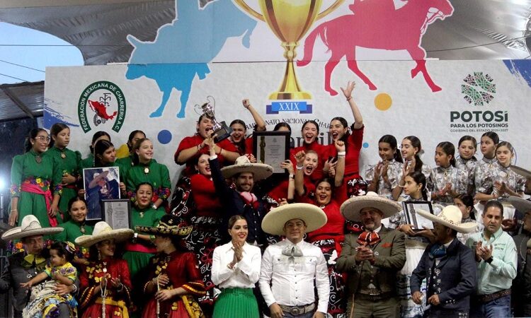 Ricardo Gallardo clausuró el Campeonato Nacional Infantil de Charrería