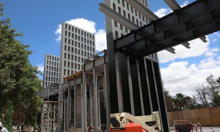 Supervisa Gobernador Ricardo Gallardo obras en el Tangamanga II