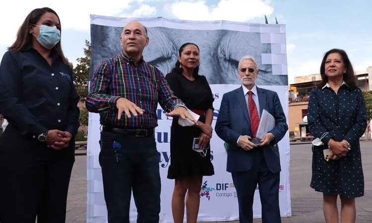 DIF Municipal continúa con actividades por el mes del Adulto Mayor