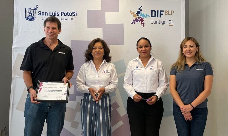 DIF de la Capital recibe donativo en favor del Centro Municipal de Autismo