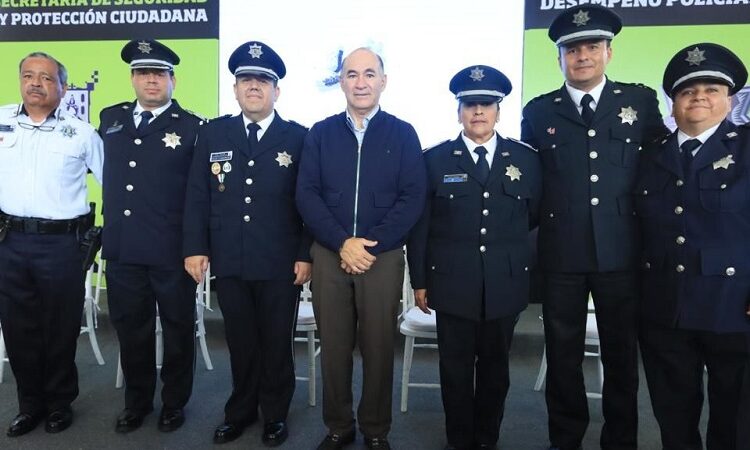 Alcalde Enrique Galindo se compromete a duplicar los estímulos a Policías Municipales, para incentivar los buenos resultados