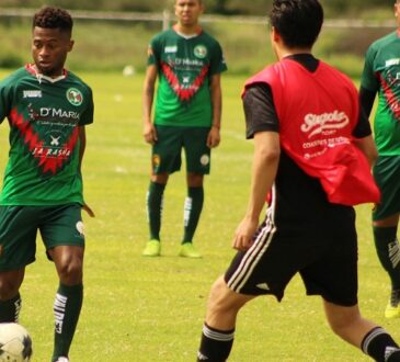 Coméis-Barbudos derrota a AB Los 3 Chiflados en la Liga Zona Industrial. 