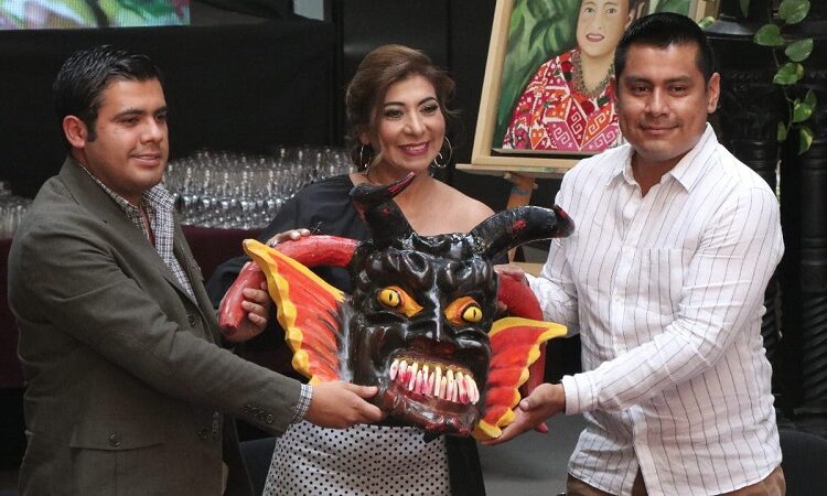 Inauguran “Sueños, Magia, Arte y Poder”