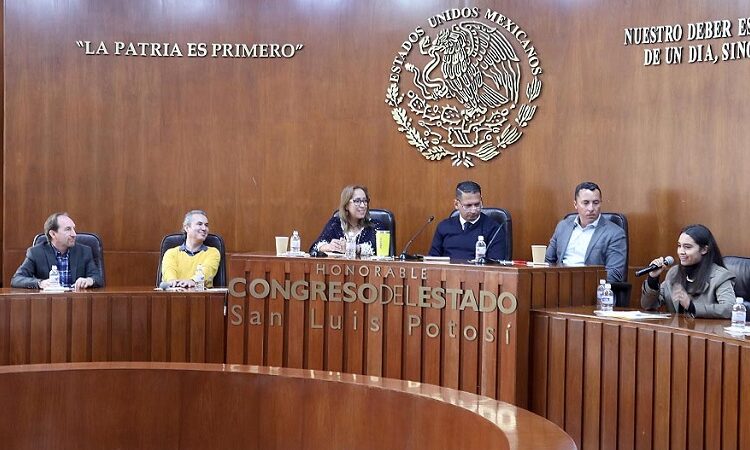El Congreso del Estado realizó una Mesa de Trabajo en el tema de la iniciativa de Ley de Movilidad para el Estado