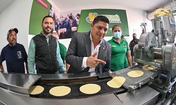 Tortillas a precio de 2012, con programa de Ricardo Gallardo