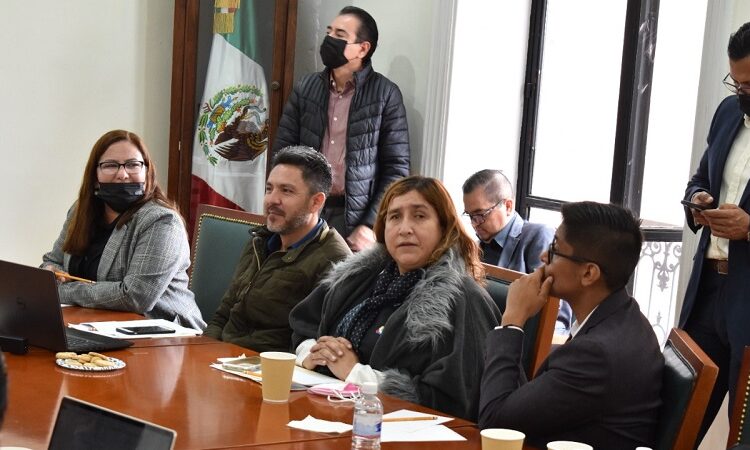 ASE, abierta a corregir errores del pasado