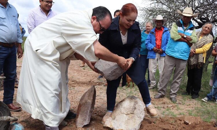 Nuevo cementerio municipal en la comunidad Emiliano Zapata
