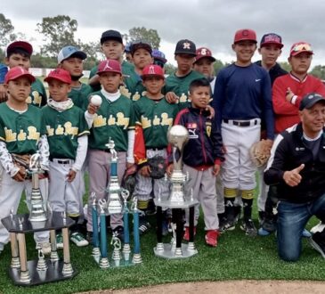 Equipo de Béisbol Infantil de Villa de Reyes gana Encuentro en San Felipe, Gto.