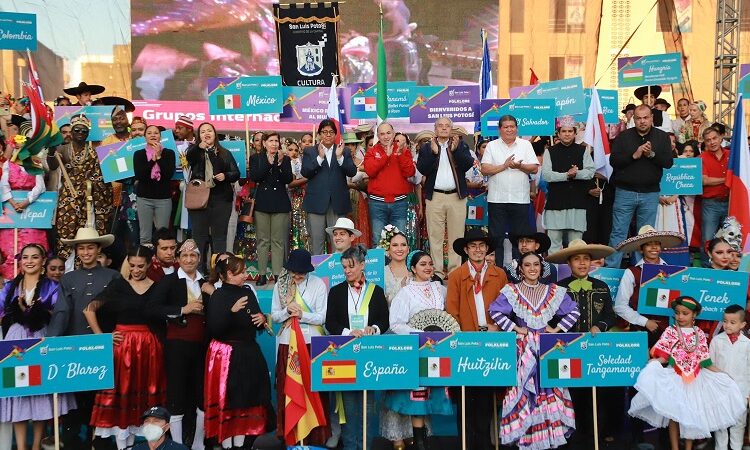 La Capital del Sí se llena de música, arte y cultura con la V Muestra Internacional de Folklore y Artes Tradicionales