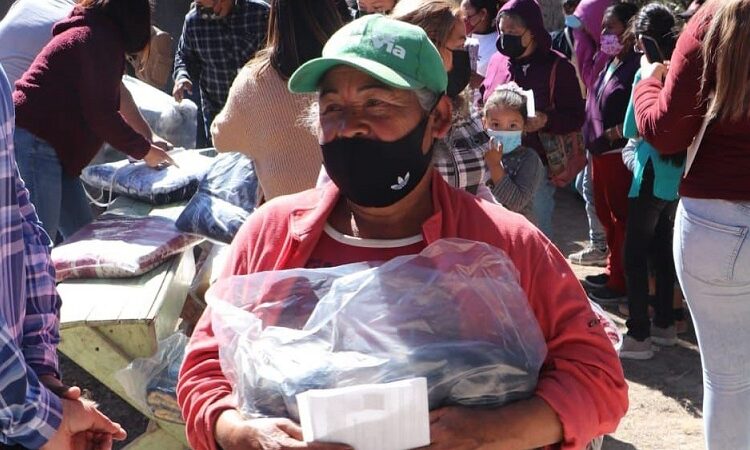 Gobierno del cambio beneficiará a más de 100 mil familias con programa invernal