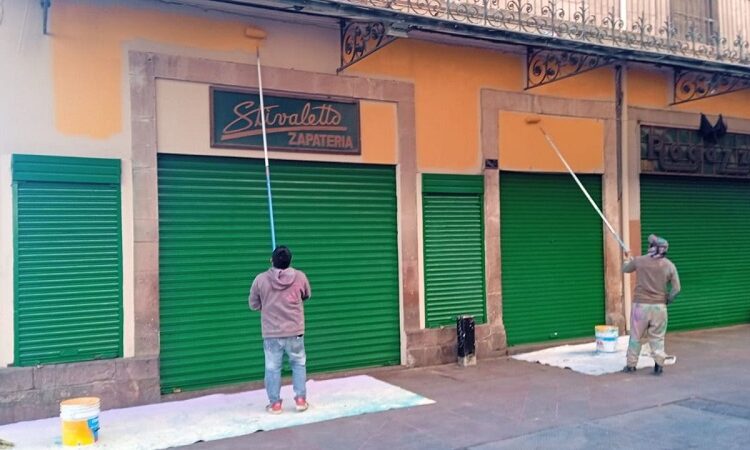Empresaria del Centro Histórico reconoce voluntad del Gobierno de la Capital por resolver la situación del comercio no establecido
