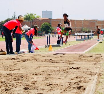 Atletas de Villa de Reyes se coronan en el Encuentro Potosino de Atletismo 2022