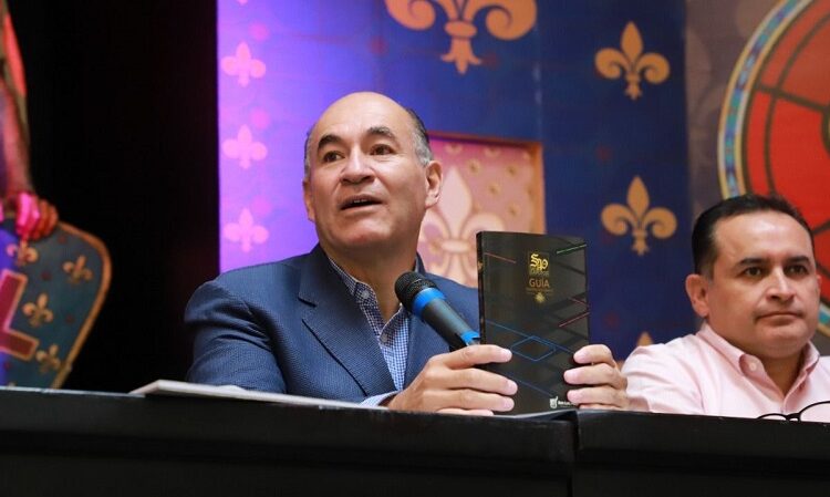 Alcalde Enrique Galindo presentó la Guía Turística e Histórica de San Luis Potosí