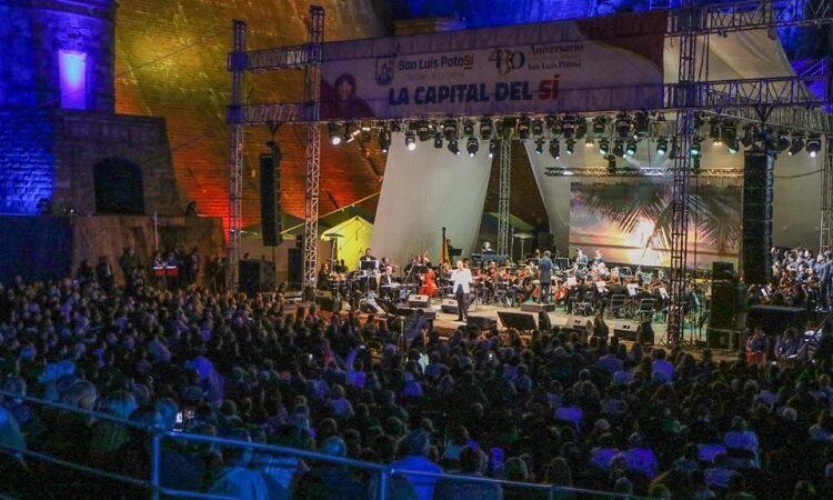 En un año, 295 actividades culturales y 357 apoyos para potosinos y festividades tradicionales