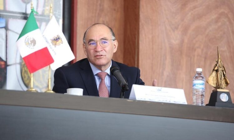En la UASLP, miles de potosinos aprendimos a tomar conciencia de nuestra responsabilidad social: Alcalde Enrique Galindo