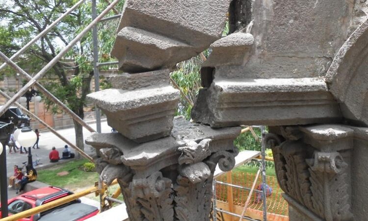 El Gobierno de la Capital rehabilita la Columna de la Independencia con trabajos especializados