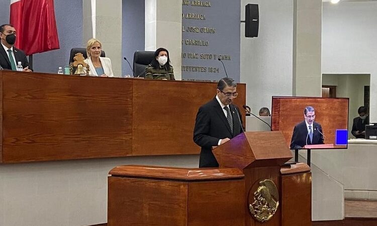 Rector de la UASLP pide ante el Congreso del Estado, “Suficiencia presupuestaria para incrementar la cobertura educativa y otorgar la ansiada gratuidad en los estudios”.