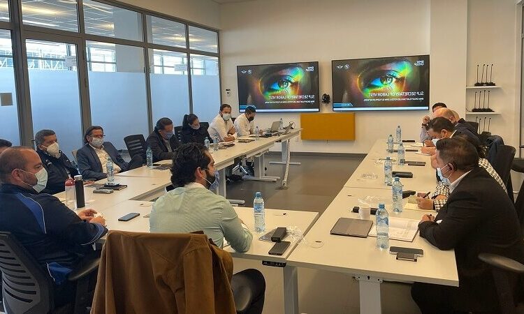 Fortalecerá STPS red de proveedores de BMW
