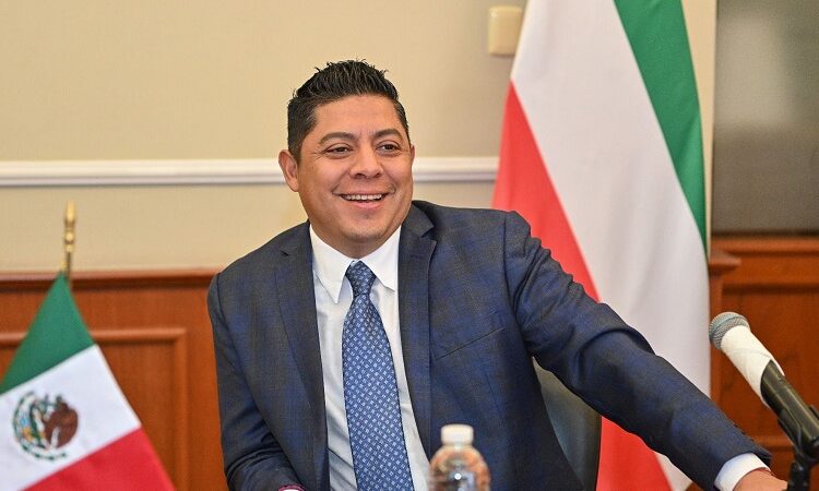Arrancará Gobernador Ricardo Gallardo plan maestro emergente para facilitar empleo en SLP